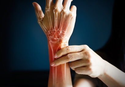 Schmerzen im Handgelenk behandeln, Therapie in der Naturheilpraxis Köthen, Heilpraktiker